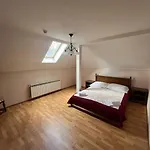 токай Hotel Rakhiv