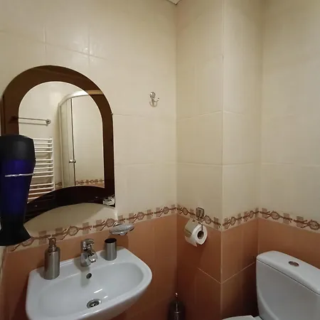 Hotel токай Rachiw